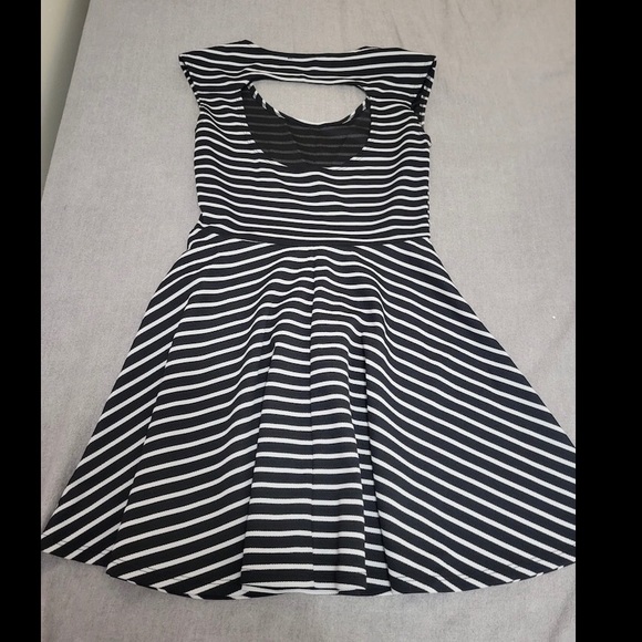 Stripped black and white dress!! - Picture 3 of 3